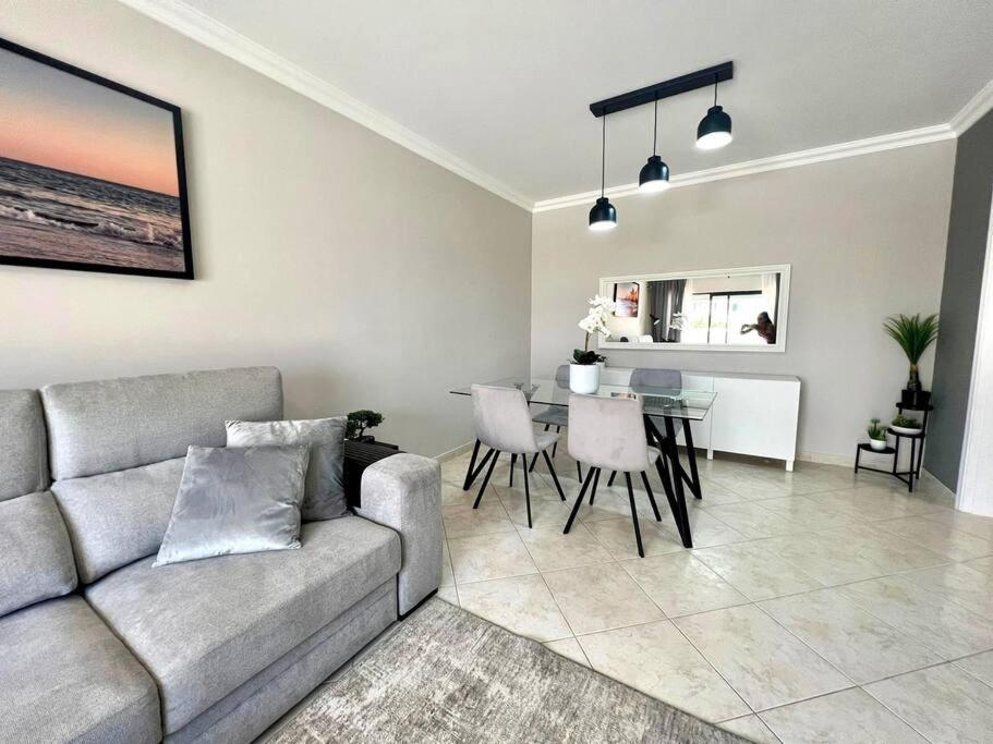 Luxury Modern Beach Apartment Quarteira Exterior foto