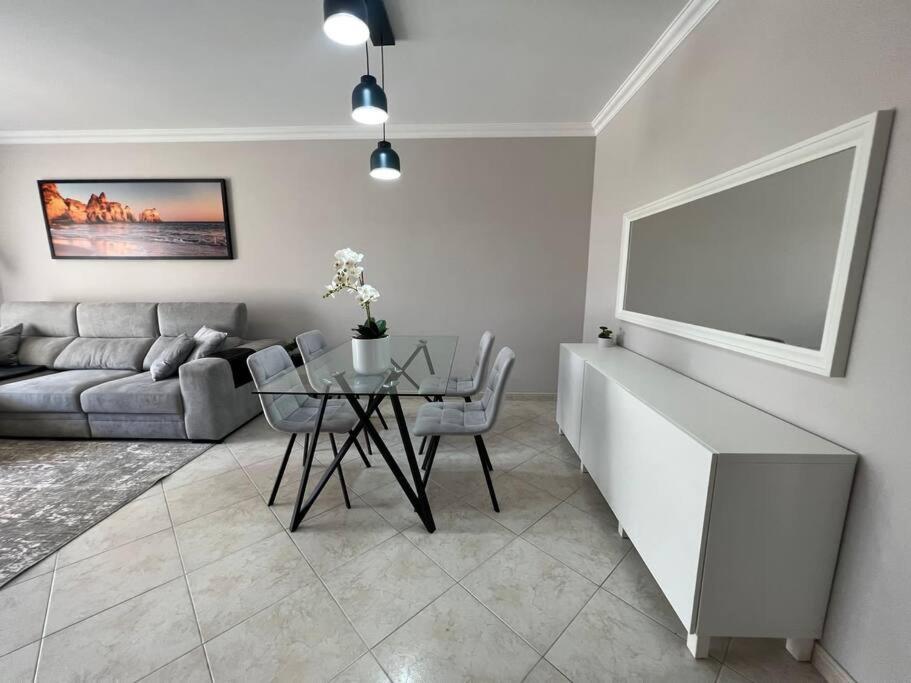 Luxury Modern Beach Apartment Quarteira Exterior foto