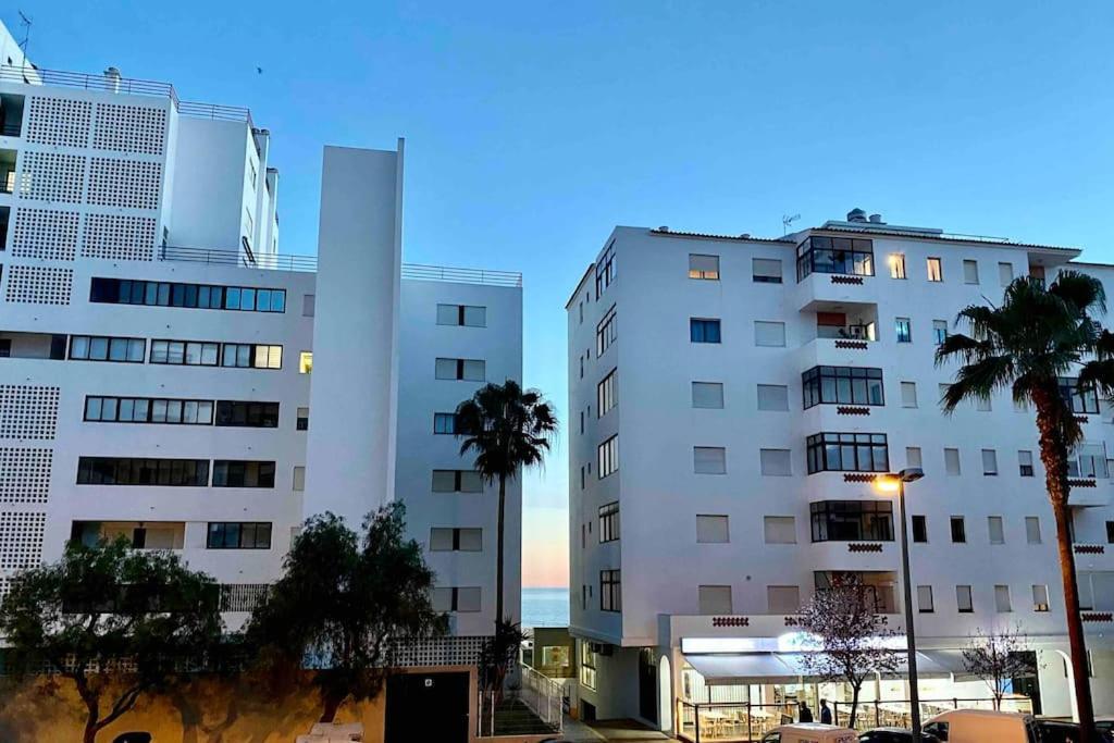 Luxury Modern Beach Apartment Quarteira Exterior foto